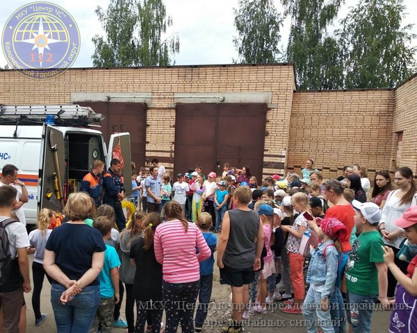 Спасатели Коломны провели занятия в лагере 